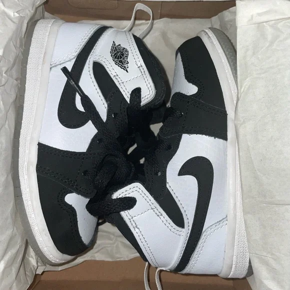 nike air jordan mid Shoes Nike Air Jordan Mid In Kids Shoe